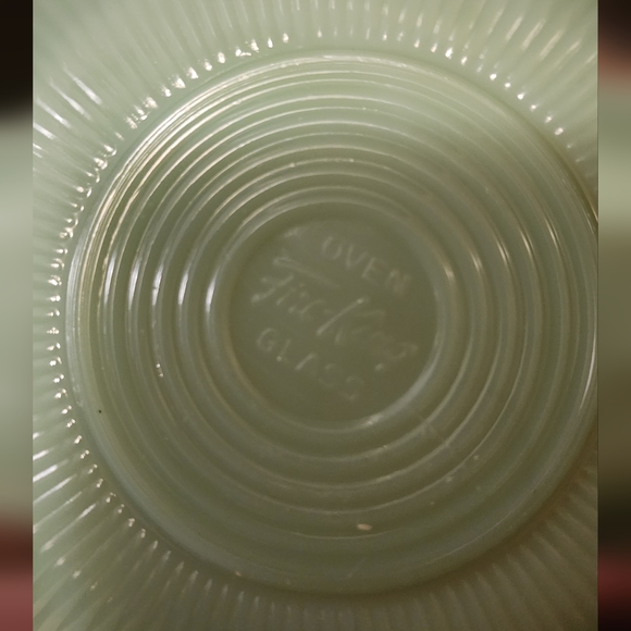 Vintage Jadeite Fire king Anchor Hocking 8 pieces. Alice pattern. - Picture 2 of 4